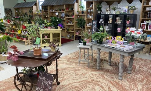 Houlton Floral Designs & Garden Center 73 Bangor St, Houlton Maine 04730