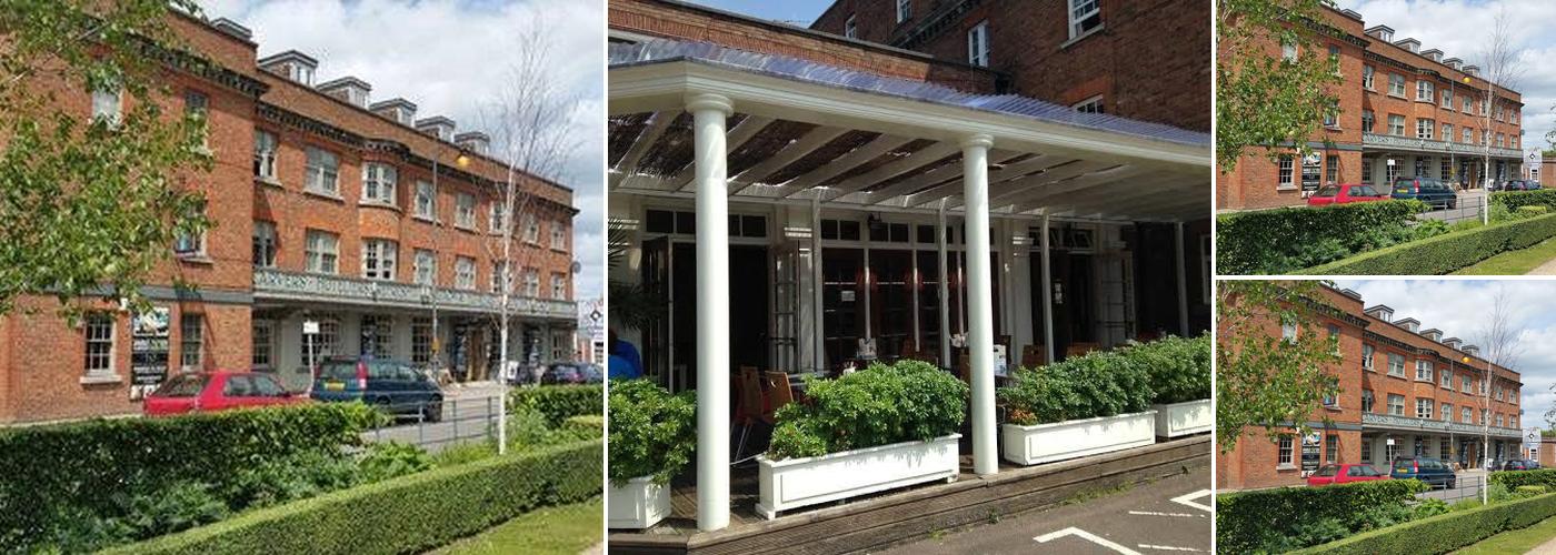 The Broadway Hotel & Carvery