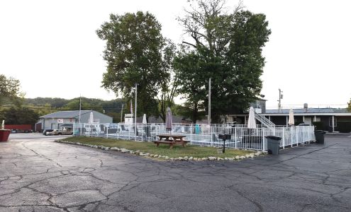 Current river inn Van Buren