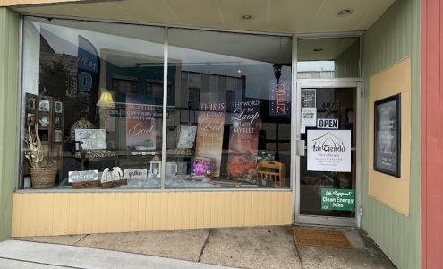 La Tienda Christian Bookstore & My Venezuela Street Food