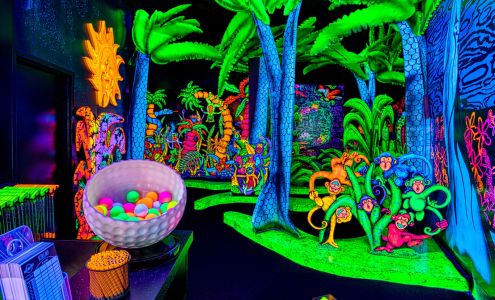 Halifax Putting Edge