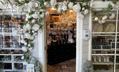 WICK WITCH APOTHECARY Merrickville