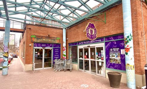 The Big Carrot Organic Juice & Coffee Bar