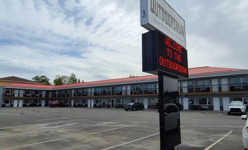 Outdoorsman Motel Wawa