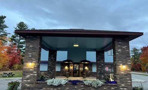 Paradise Inn & Suites Paradise