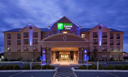 Holiday Inn Express & Suites New Liskeard, an IHG Hotel Temiskaming Shores