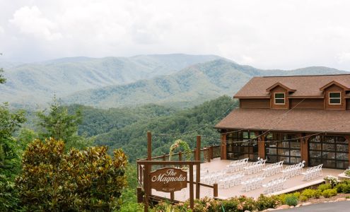 The Magnolia Wedding Venue 1120 Eagle Pointe Way, Pigeon Forge Tennessee 37863