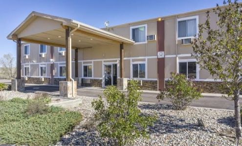 Super 8 by Wyndham Limon