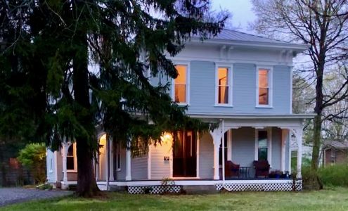 The Rogan House Bed & Breakfast Gambier
