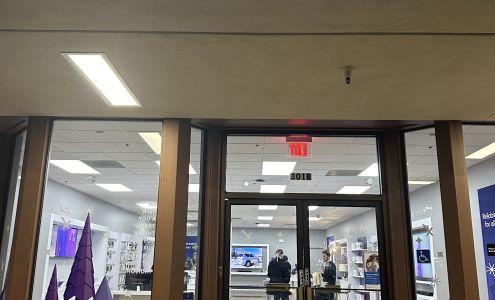 Xfinity Store by Comcast Branded Partner