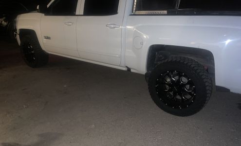 Texans Tires & More LLC