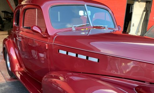 Lightening Auto Collision Center