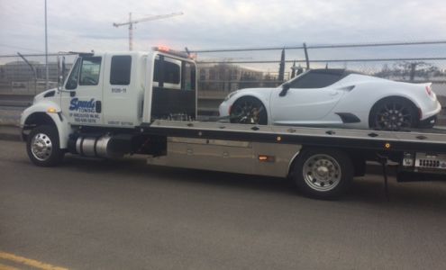 Speeds Towing of Vancouver