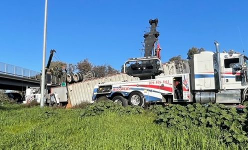 J & E Truck Services & Repair