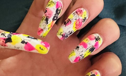 Posh Hair & Lash Lounge