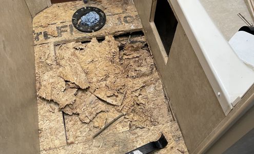 Universal RV Repair and Restoration LLC 2010 Newtown Rd, Groveland Florida 34736