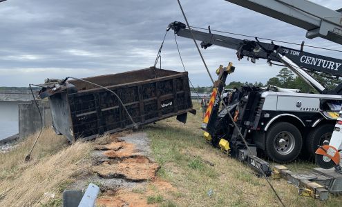 White's Wrecker Service