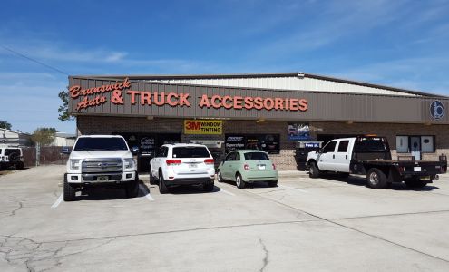 Brunswick Auto & Truck Accessories - Leonard Buildings & Truck Accessories