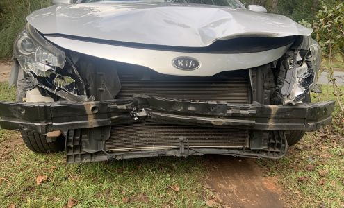 Karjad Auto Body Shop