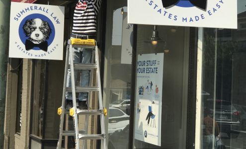 Hamilton-Broadway Signs