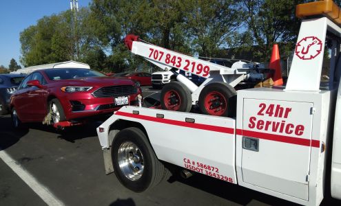 Frank's Towing & Recovery