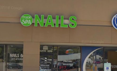 D Lash Studio 800 SW Green Oaks Blvd suite 302, Arlington Texas 76017