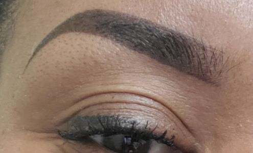 Browz & Beauty Lounge