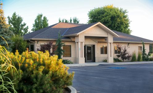 Timmons Dental : Family | Cosmetic | Implant 105 N Whitley Dr, Fruitland Idaho 83619