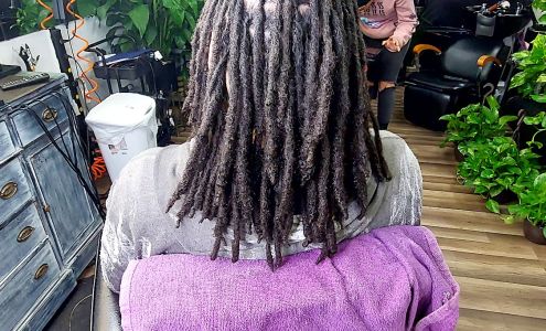 In the Cut Barbershop & Salon