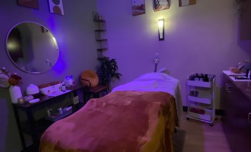 Atlanta Beauty and Skincare 1820 Peachtree St NE Suite 404, Atlanta Georgia 30309