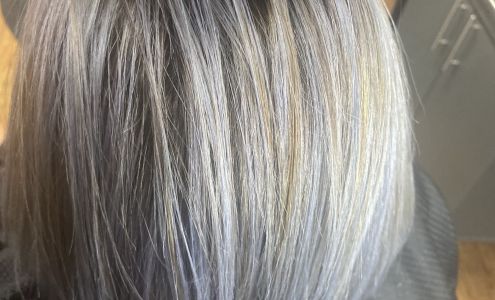 The Queen Hair Salon