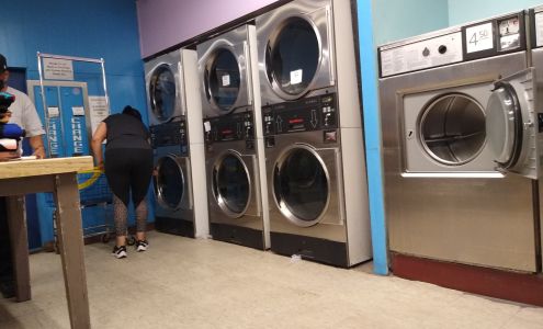 4th Street Laundromat II