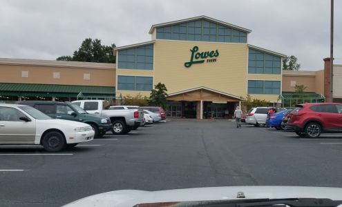 Lowes Foods on Reynolda Road