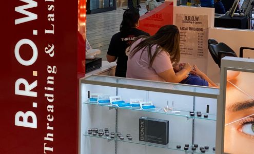 BROW Threading & Lashes