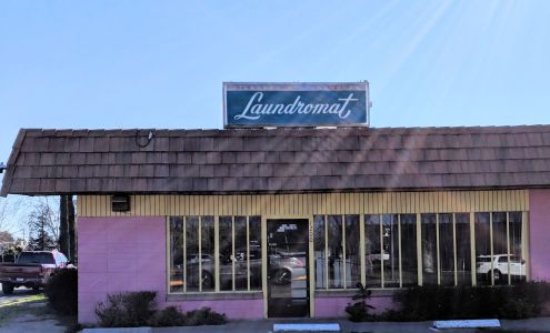 Carrillo's LaunderLand Coin-Op