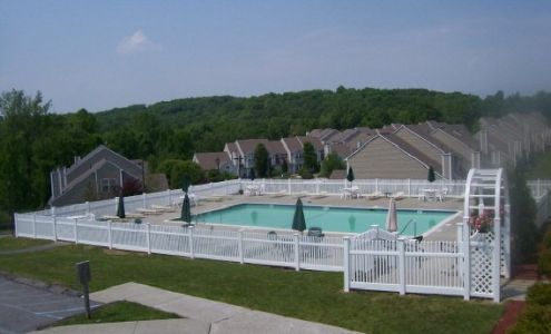 D Fence Putnam Valley