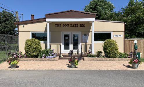 The Dog Eaze Inn
