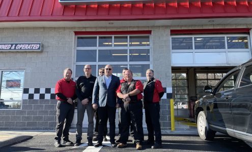 Victory Lane Quick Oil Change (Winchester)