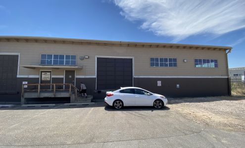 iZonus Freeport Shipping Center