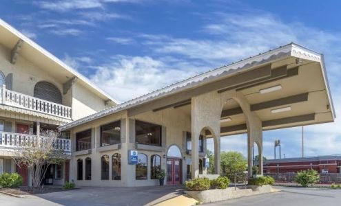 Best Western Sunday House Inn