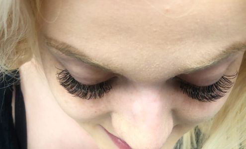 Hey, Dollface! Beauty Lounge