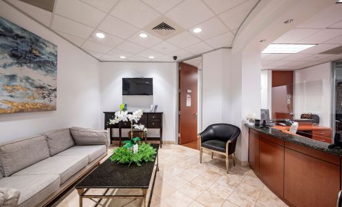 TOOTH No.7 Dentist at Memorial