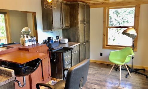 Hello Hair Salon 415 East 3rd Ave E, Grand Marais Minnesota 55604