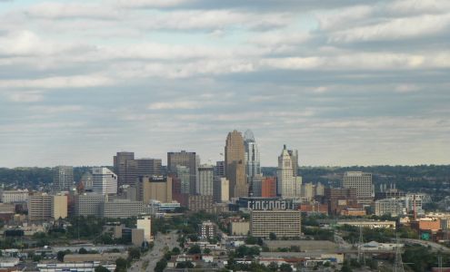 DaVan Gassett- Coldwell Banker Realty