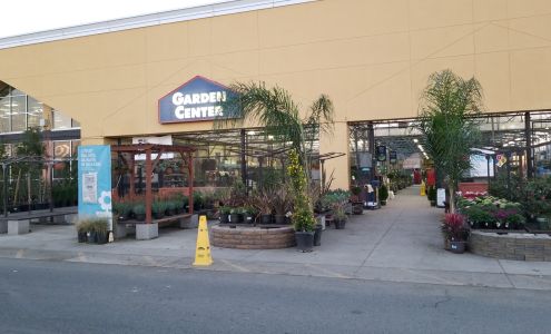 Lowe's Garden Center