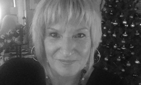 Ultimate Image Studio 856 Brock St N, Whitby Ontario L1N 4J5