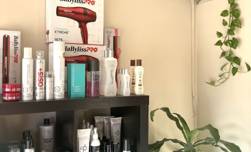 Picasso Hair Studio 112 Waverley Rd, Bowmanville Ontario L1C 3W9