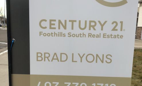 Royal LePage South Country Real Estate Services, Brokerage: LYNDON LOMANOVSKIS