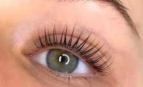 Lash Lifts by Destini