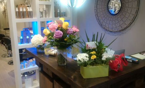 Green Hair Zone 16945 Leslie St Unit 9, Newmarket Ontario L3Y 9A2